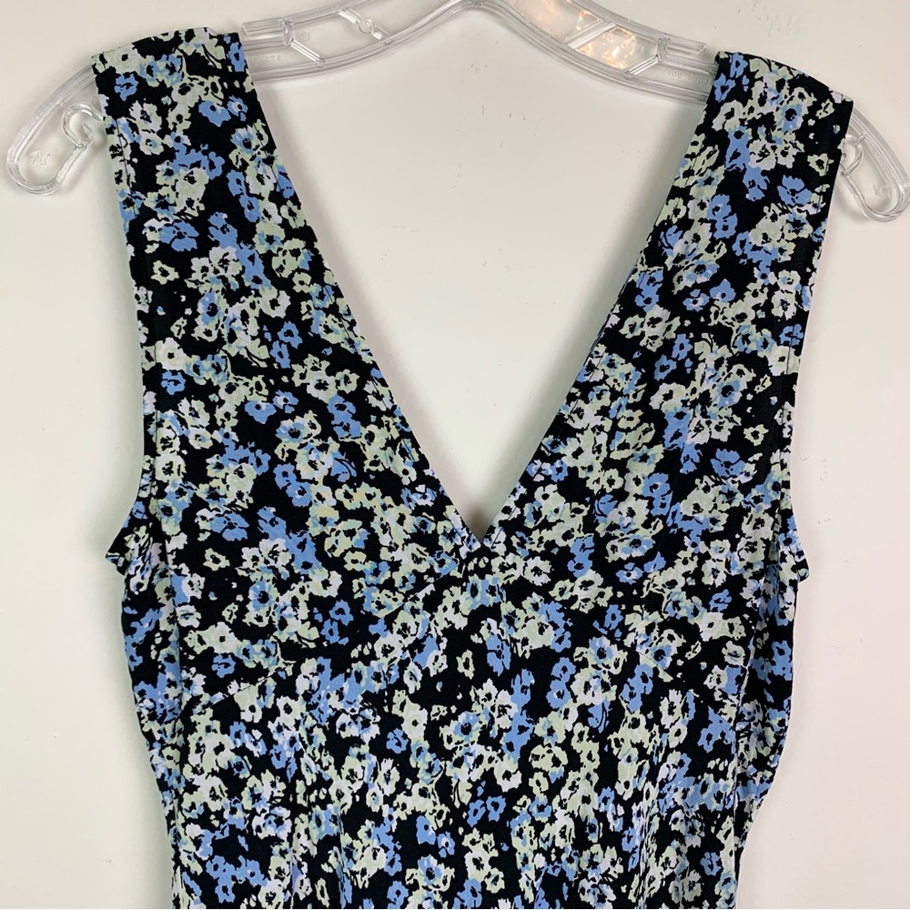 Rails Audrina Crepe Midi Dress in Midnight Meadow Floral - Picture 9 of 14